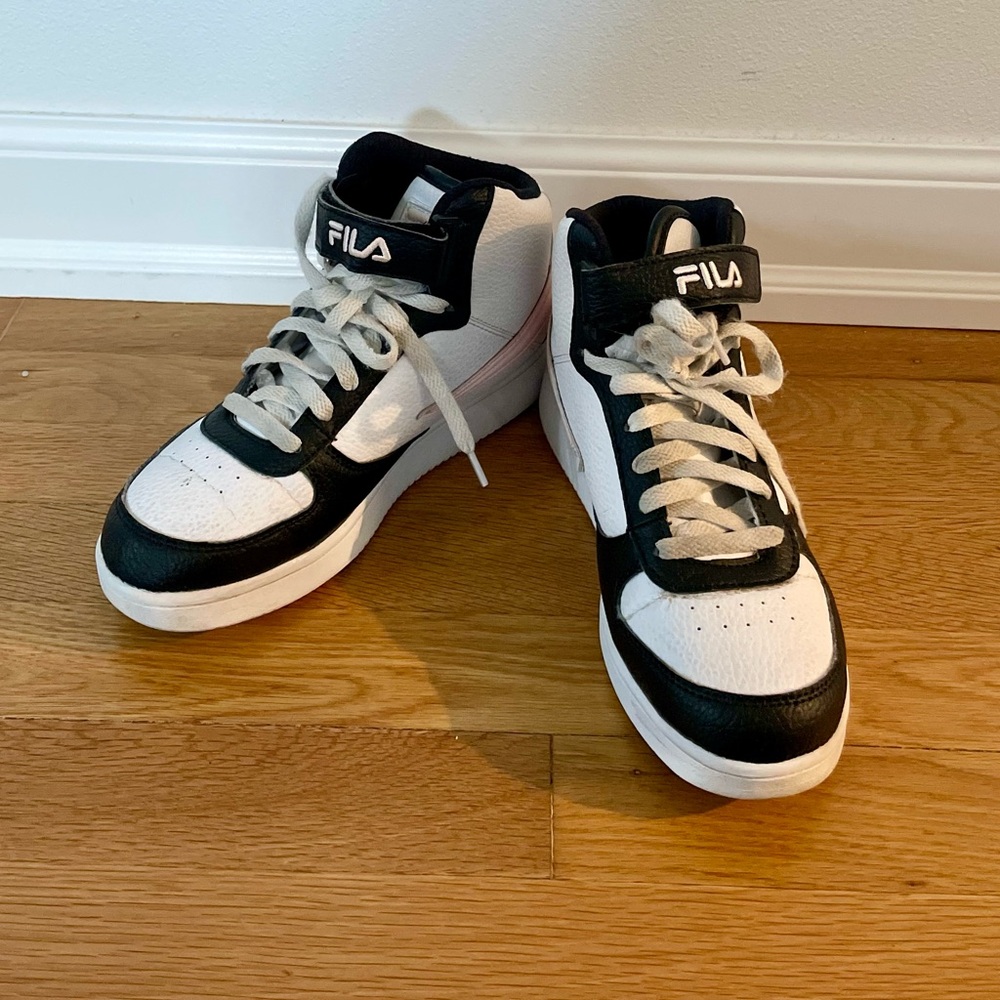 Fila Classic Black and White Sneakers